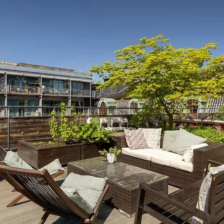 Dinbnb I 500m To Station I Roof Terrace