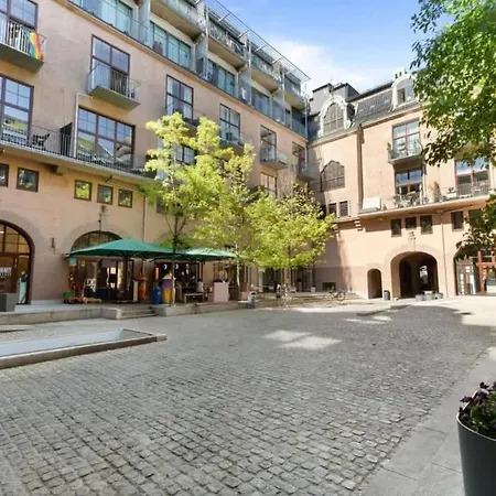 Apartment Dinbnb I 500m To Station I Roof Terrace