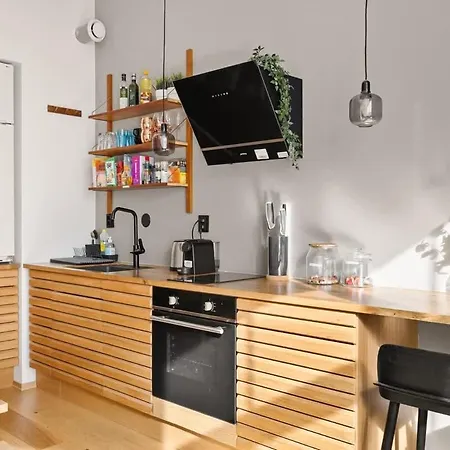 Dinbnb I 500m To Station I Roof Terrace *