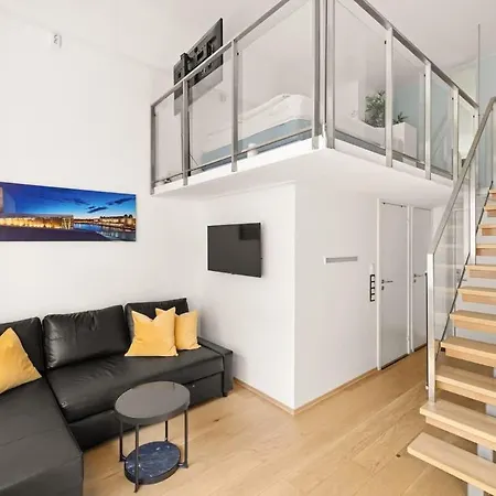 Dinbnb I 500m To Station I Roof Terrace *