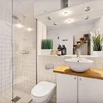Appartement Dinbnb I 500m To Station I Roof Terrace Oslo